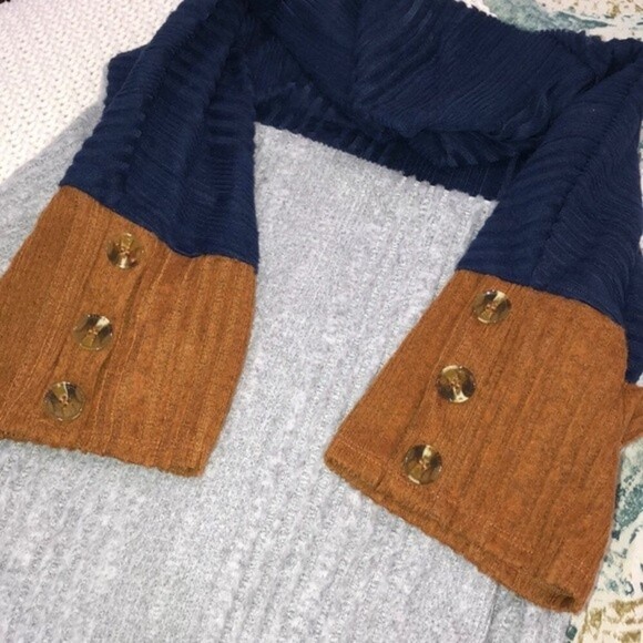 A.U.W XLarge adorable turtleneck sweater - Picture 4 of 5